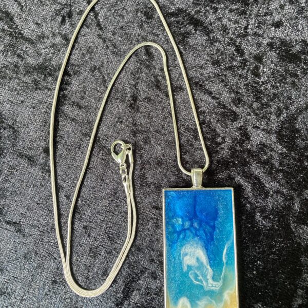 Beach rectangular pendant